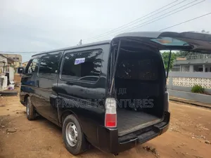 Nissan Caravan (Urvan) 2012 Black