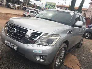 Nissan Patrol 2011 Gray