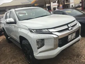 Mitsubishi L200 2023 White