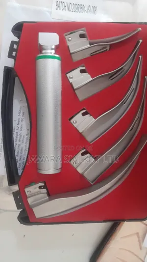 Fiber Optic Laryngoscope With 5 Blade