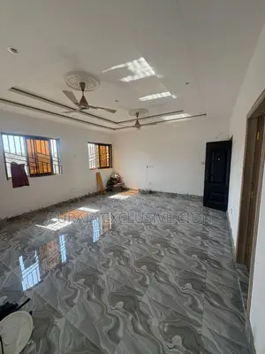Mini Flat in Fox, Tseaddo for rent