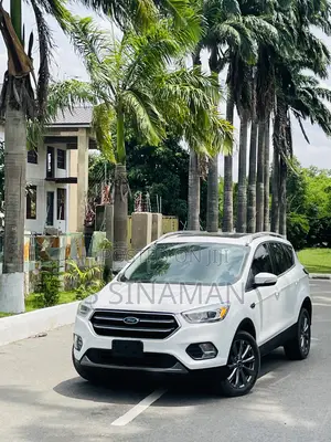 Ford Escape Titanium 4x4 2018 White