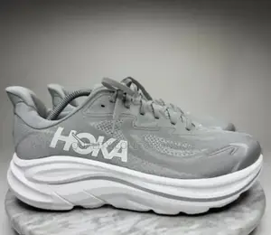 Hoka Clinton 10