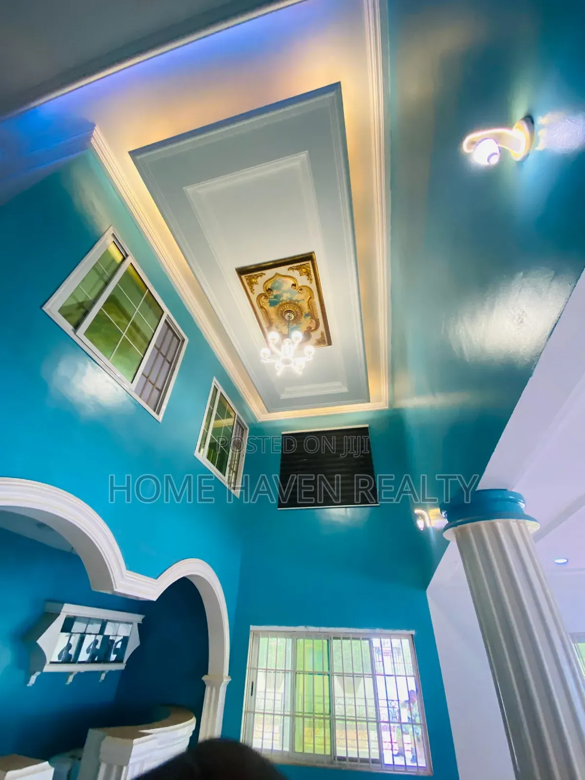 10bdrm House in Tema Afienya, for rent
