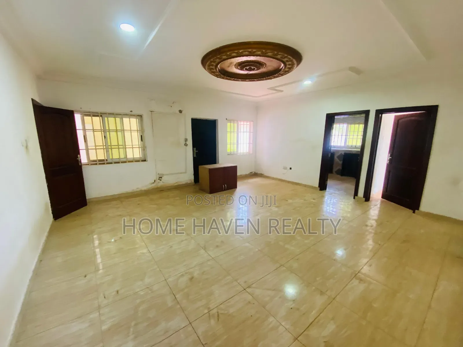 10bdrm House in Tema Afienya, for rent