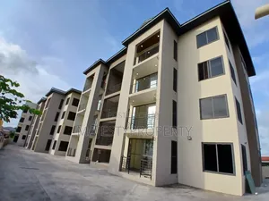 3bdrm Apartment in Batsona, Baatsona Total for rent