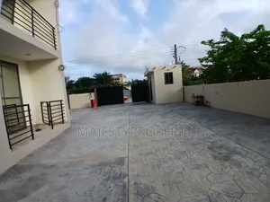 3bdrm Apartment in Batsona, Baatsona Total for rent
