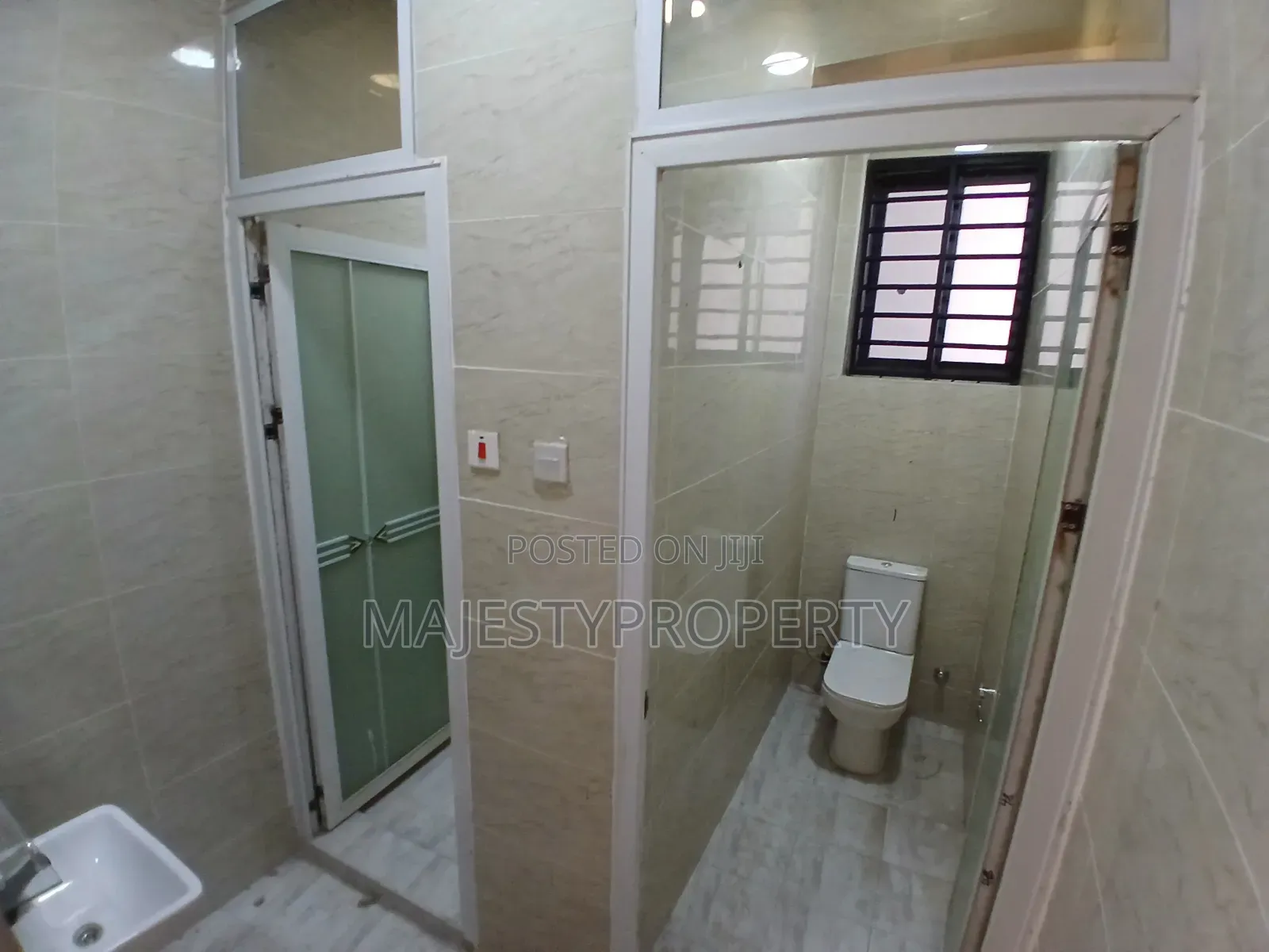 3bdrm Apartment in Batsona, Baatsona Total for rent