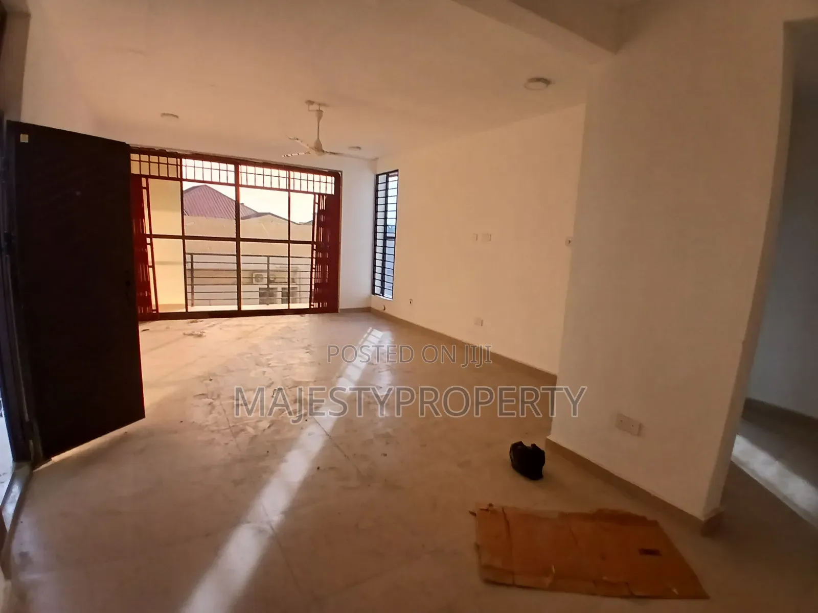 3bdrm Apartment in Batsona, Baatsona Total for rent