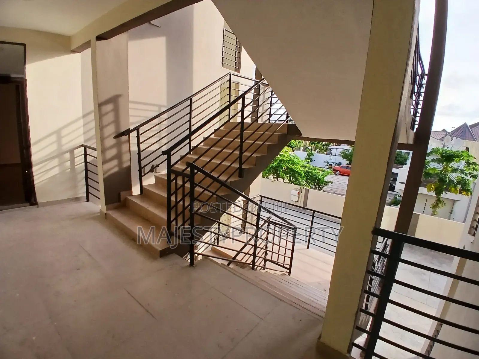 3bdrm Apartment in Batsona, Baatsona Total for rent