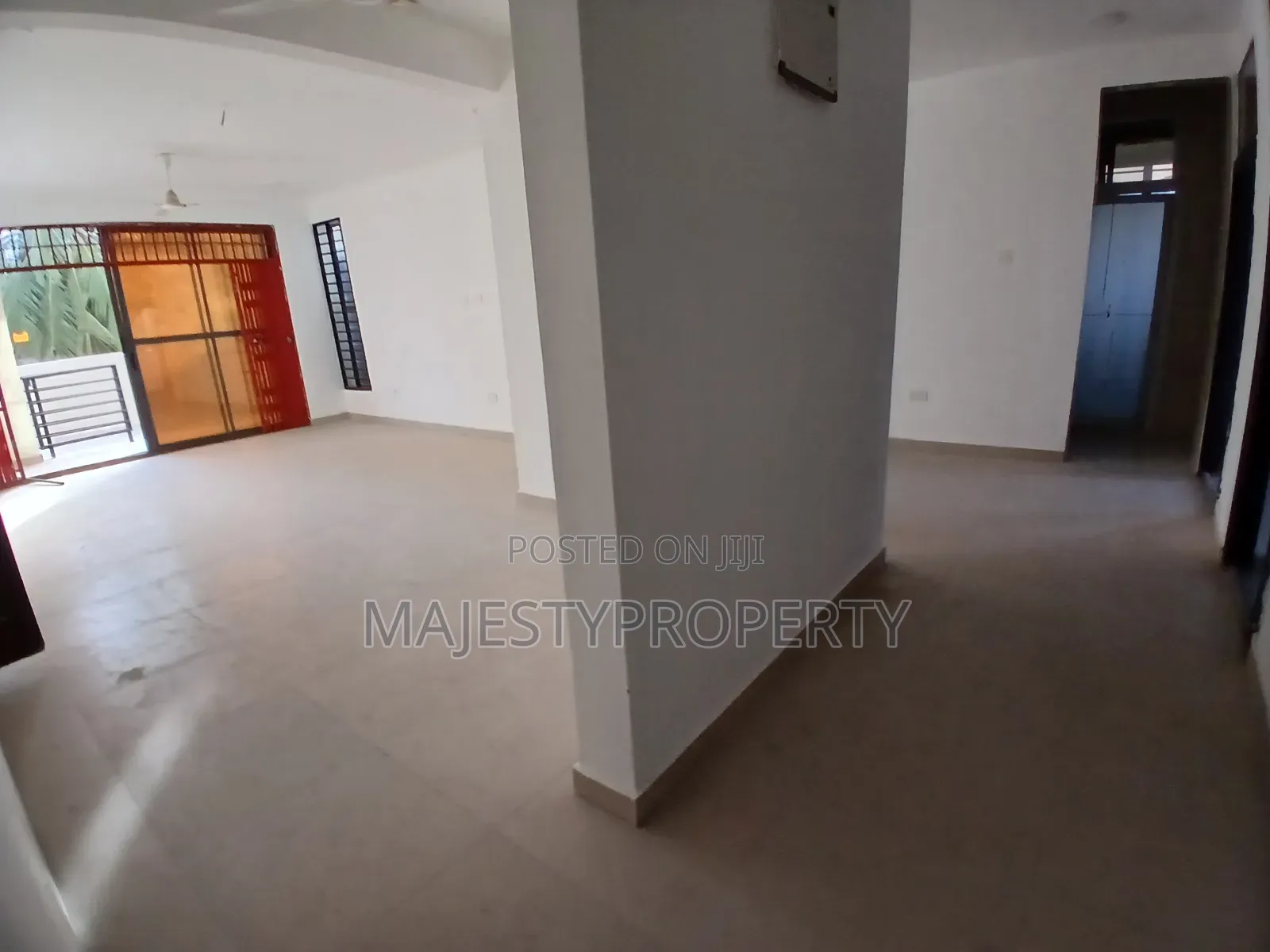 3bdrm Apartment in Batsona, Baatsona Total for rent