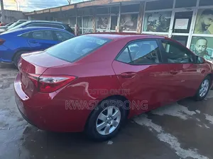 Toyota Corolla 2018 Red
