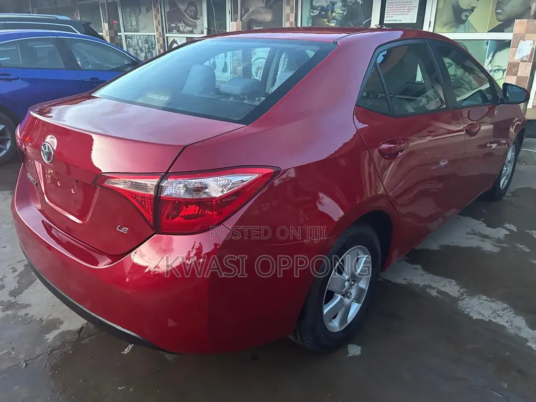 Toyota Corolla 2018 Red