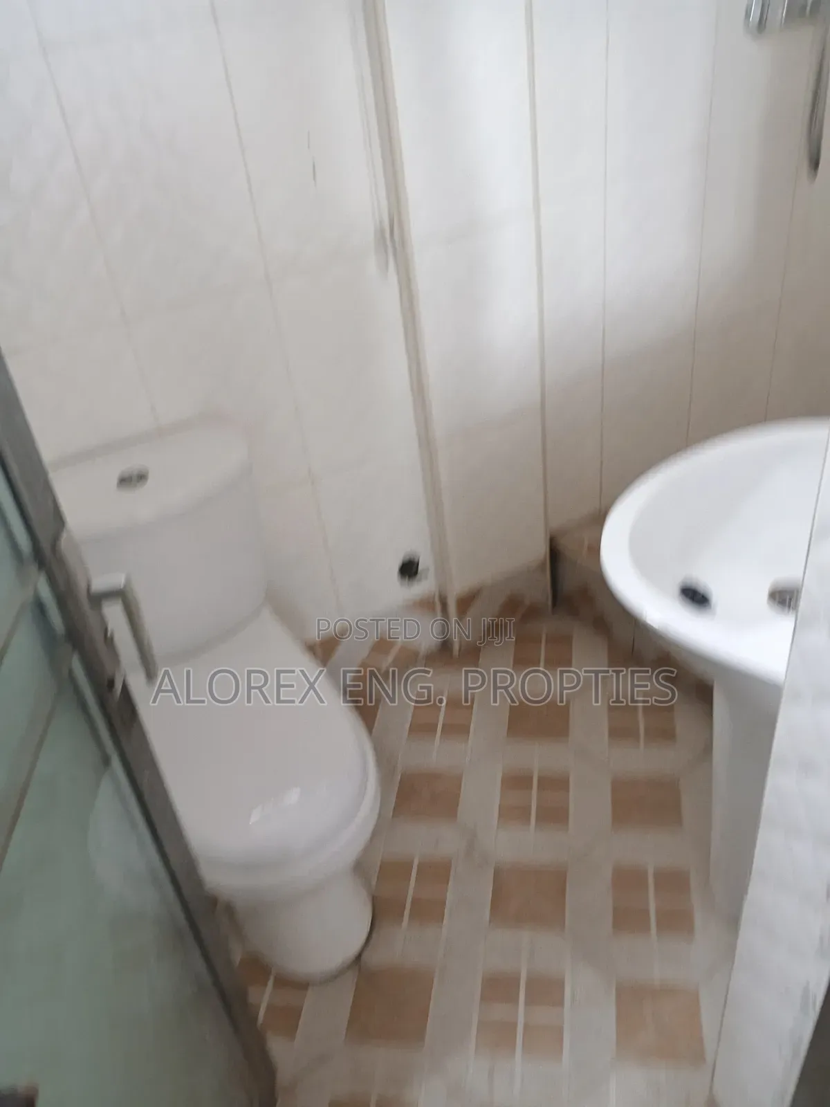 2bdrm Apartment in Oyarifa, Pentecost for rent