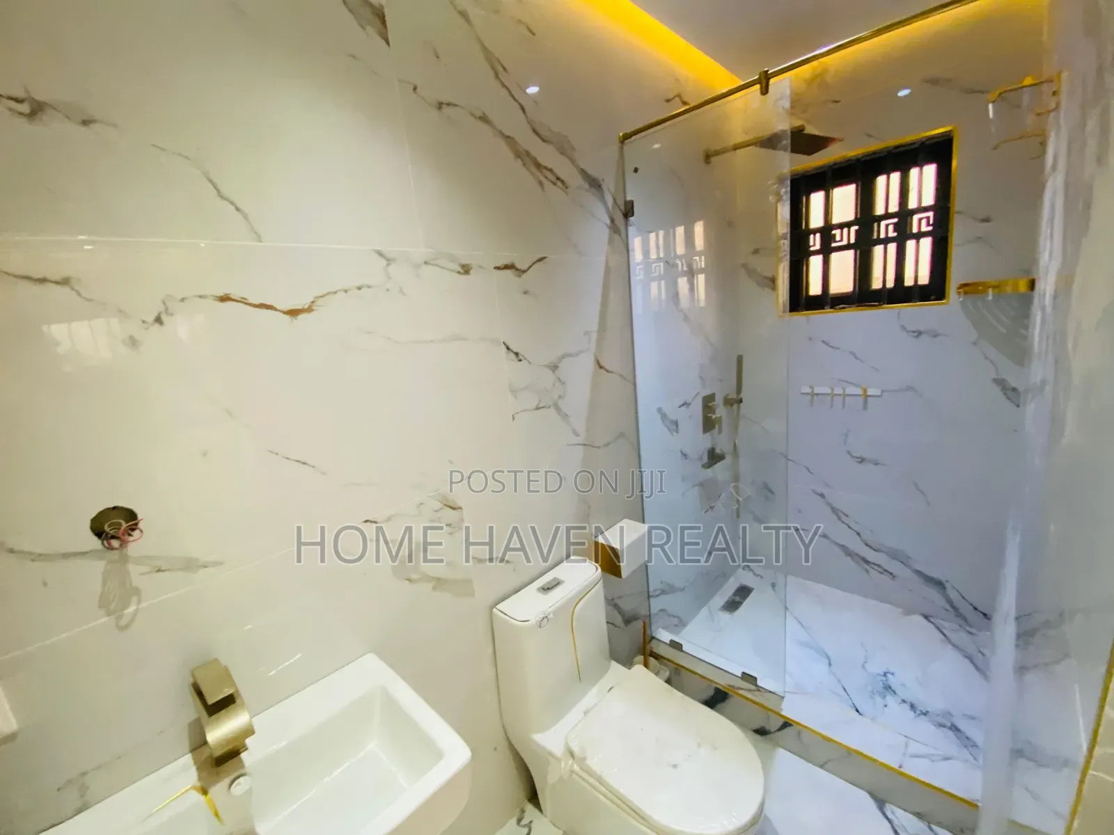 2bdrm Apartment in Achimota