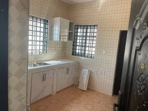 2bdrm Apartment in Helena Estate Agency, Ga East Municipal for rent