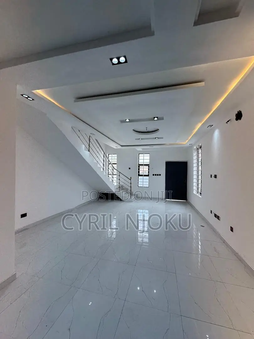 2bdrm Duplex in Owusu Ansah for sale