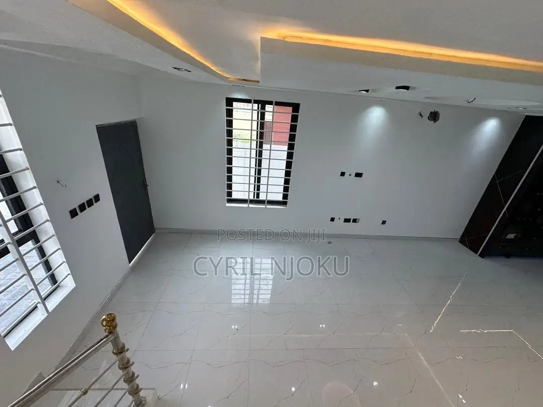 2bdrm Duplex in Owusu Ansah for sale