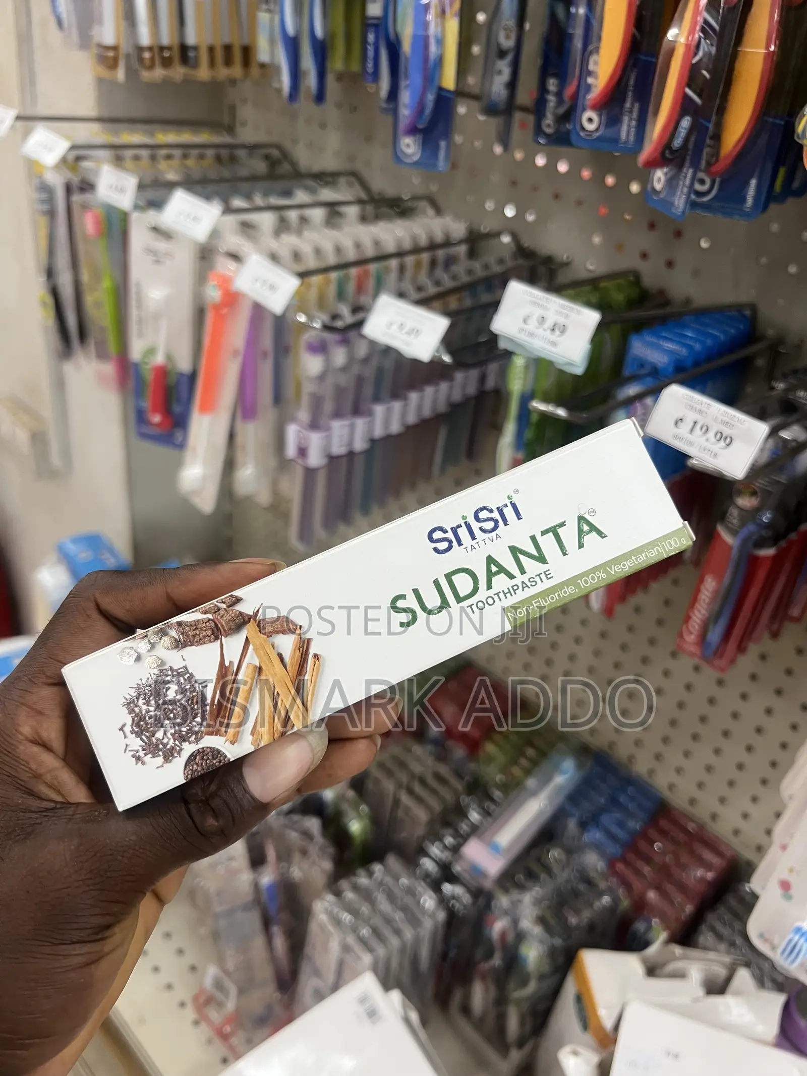 Sudanta Toothpaste