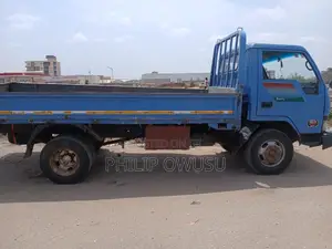 Hyundai Mighty 1