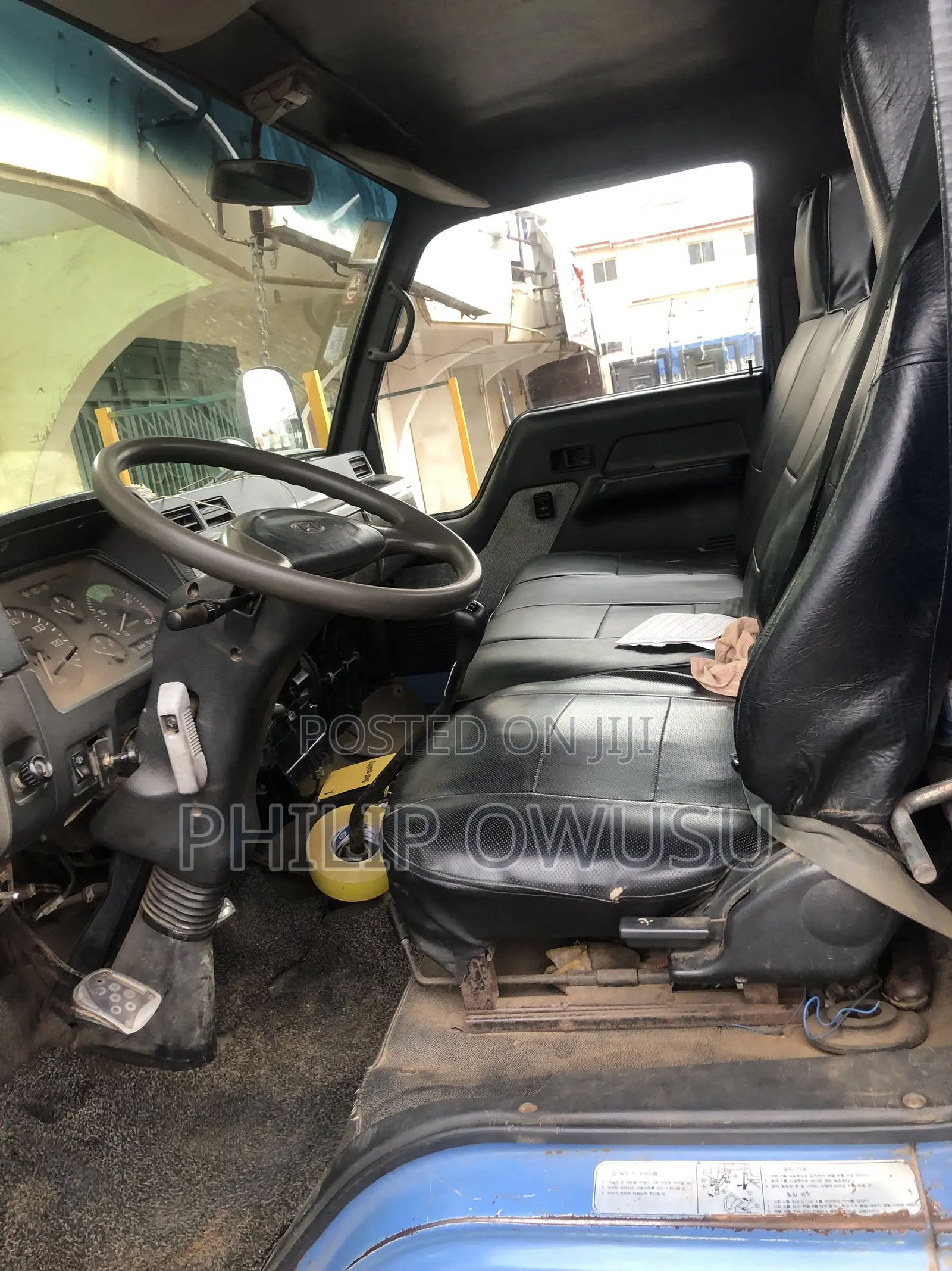 Hyundai Mighty 1