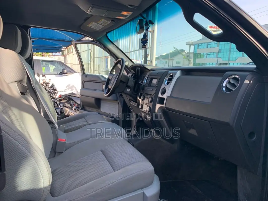 Ford F-150 Lariat 4dr SuperCrew 4WD 5.5 ft. SB (5.0L 8cyl 6A) 2014