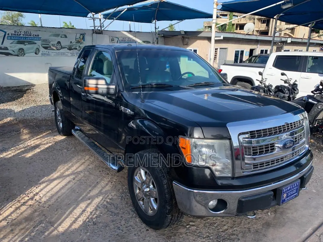 Ford F-150 Lariat 4dr SuperCrew 4WD 5.5 ft. SB (5.0L 8cyl 6A) 2014