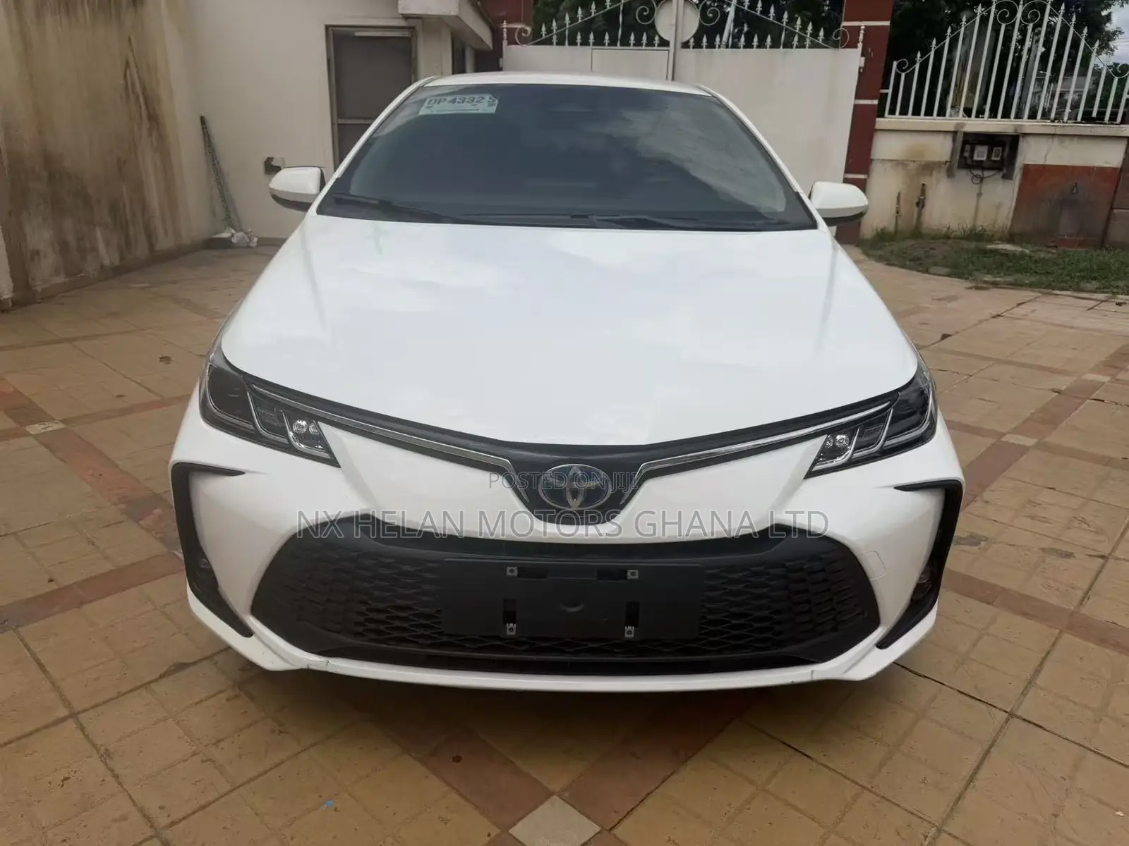 Toyota Corolla Hybrid LE AWD 2024 White