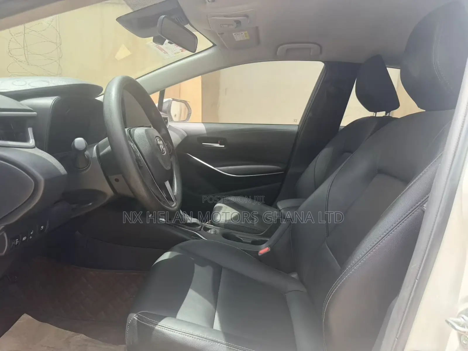 Toyota Corolla Hybrid LE AWD 2024 White