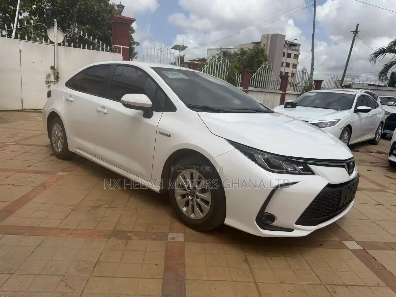 Toyota Corolla Hybrid LE AWD 2024 White