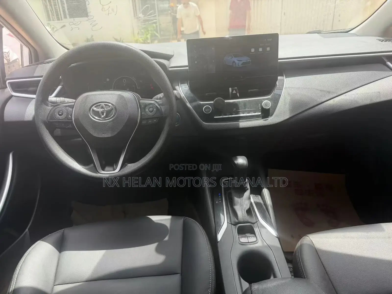 Toyota Corolla Hybrid LE AWD 2024 White