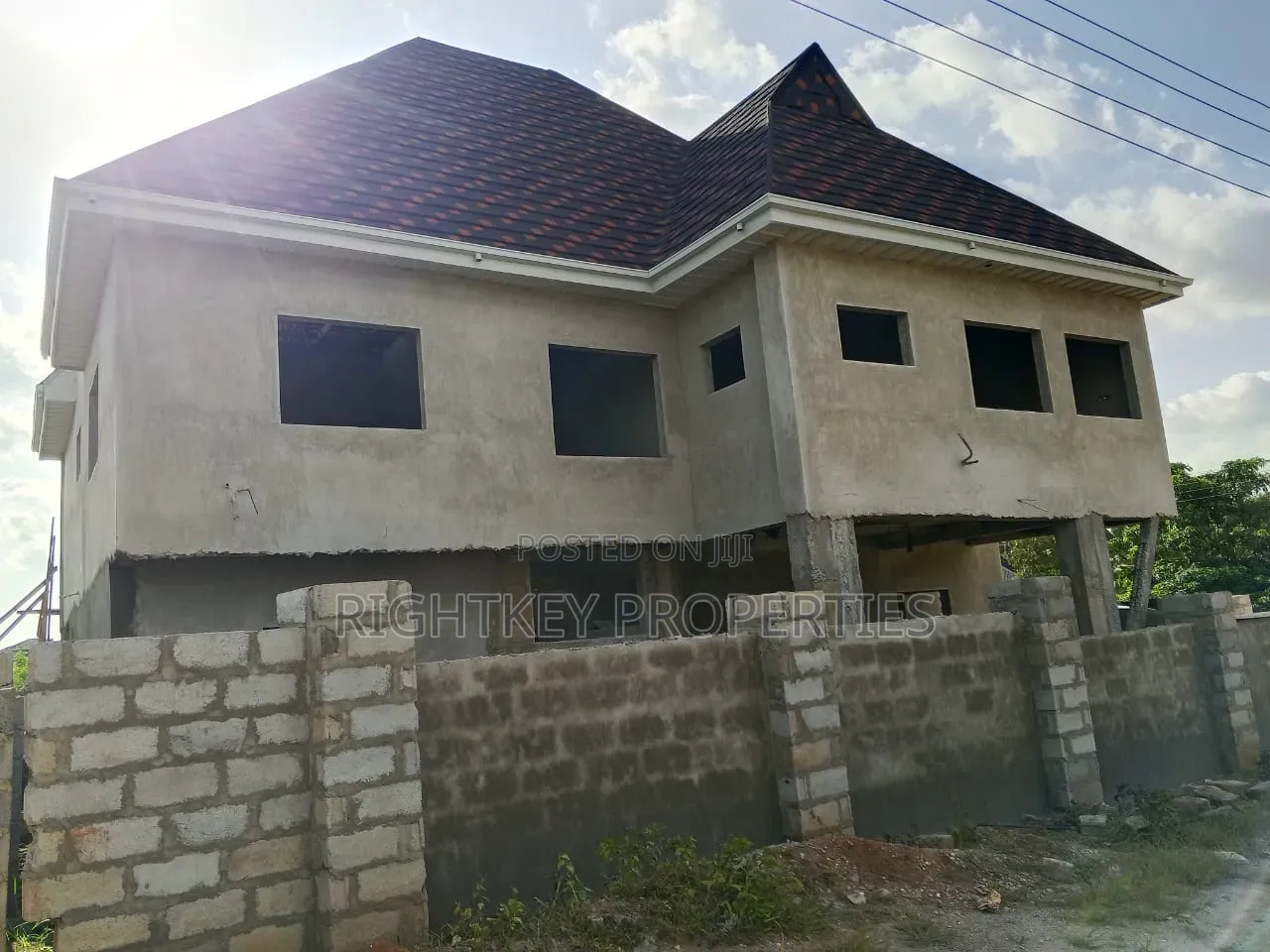4bdrm House in Rightkey, Kumasi Metropolitan for sale