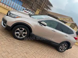 Honda CR-V 2018 Gold