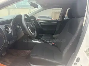 Toyota Corolla 2019 White