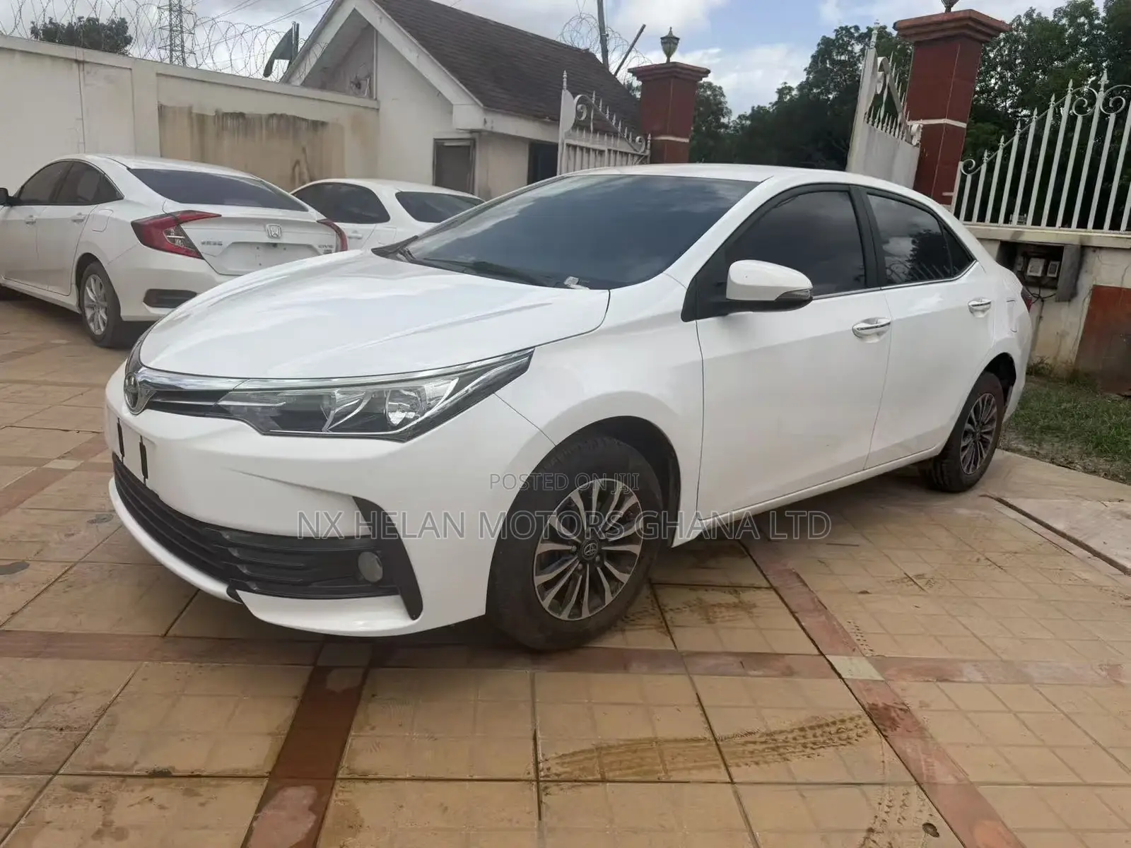 Toyota Corolla 2019 White