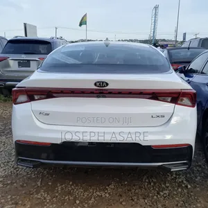 Kia K5 LXS 2022 White