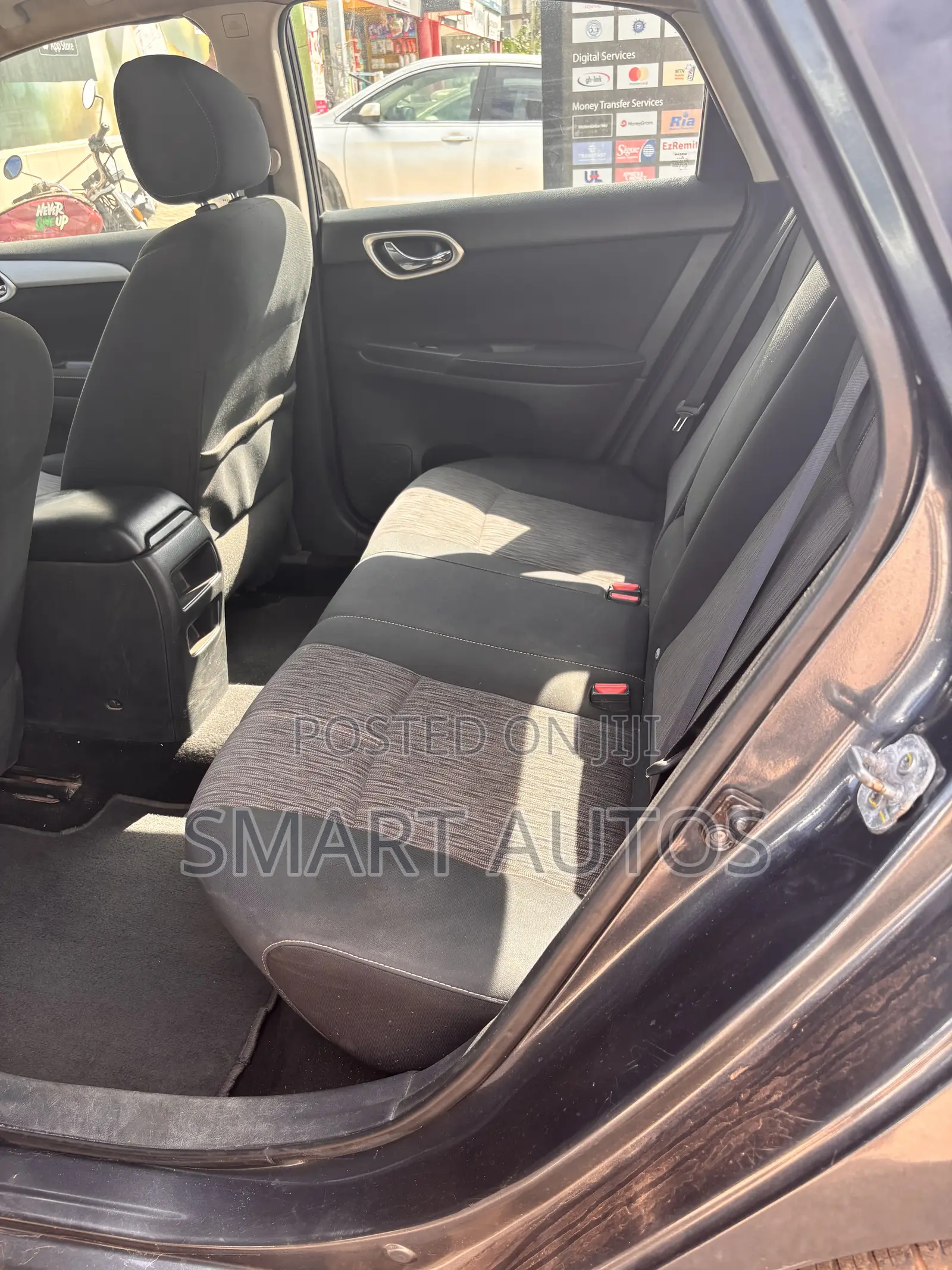 Nissan Sentra SV 4dr Sedan (1.8L 4cyl CVT) 2015 Gray