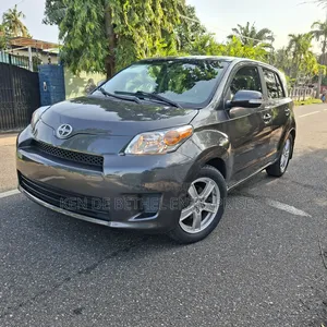 Scion xD Base 2012 Gray