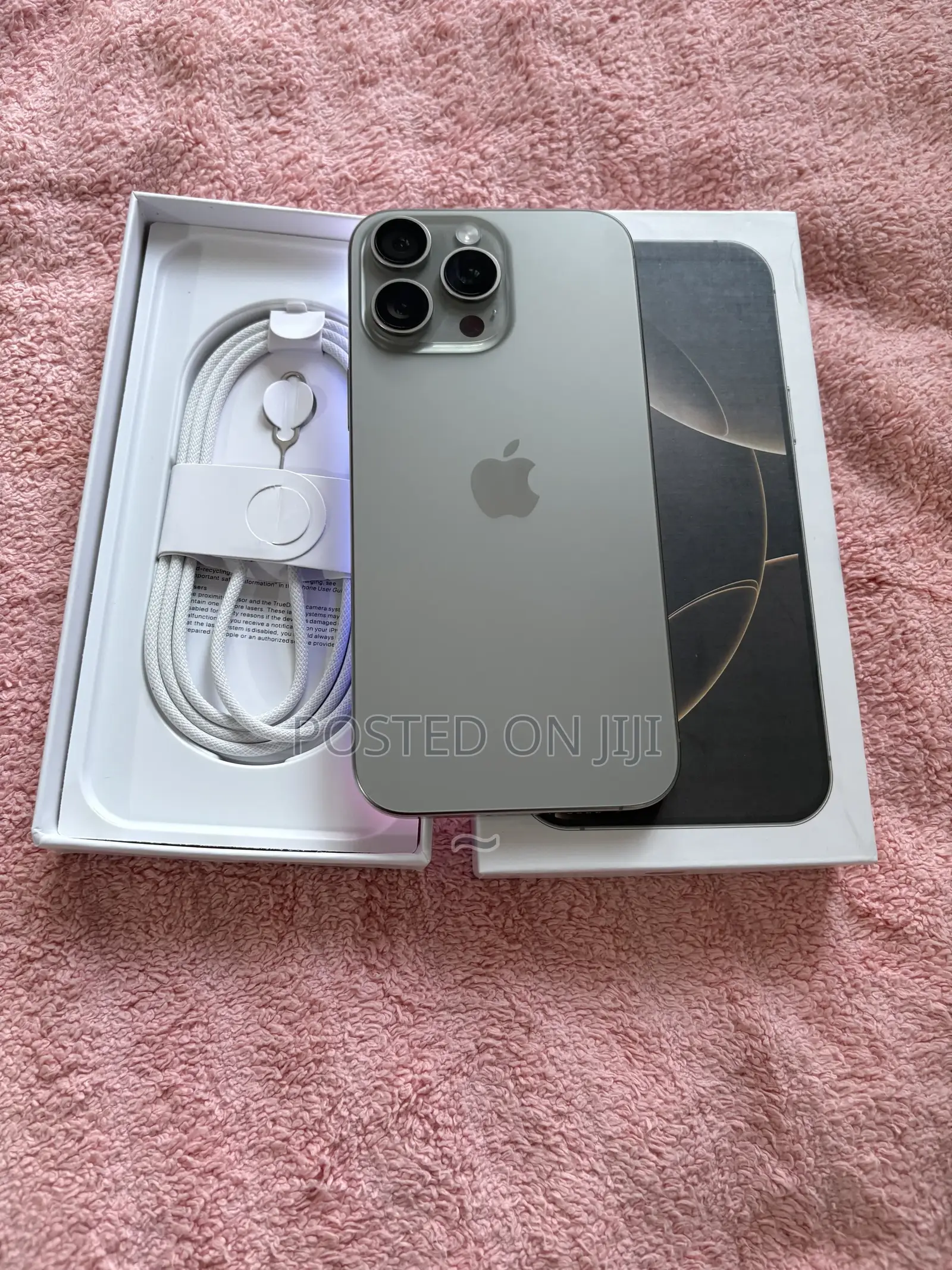 New Apple iPhone 16 Pro Max 512 GB Silver