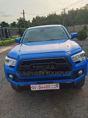 Toyota Tacoma 2020 Blue