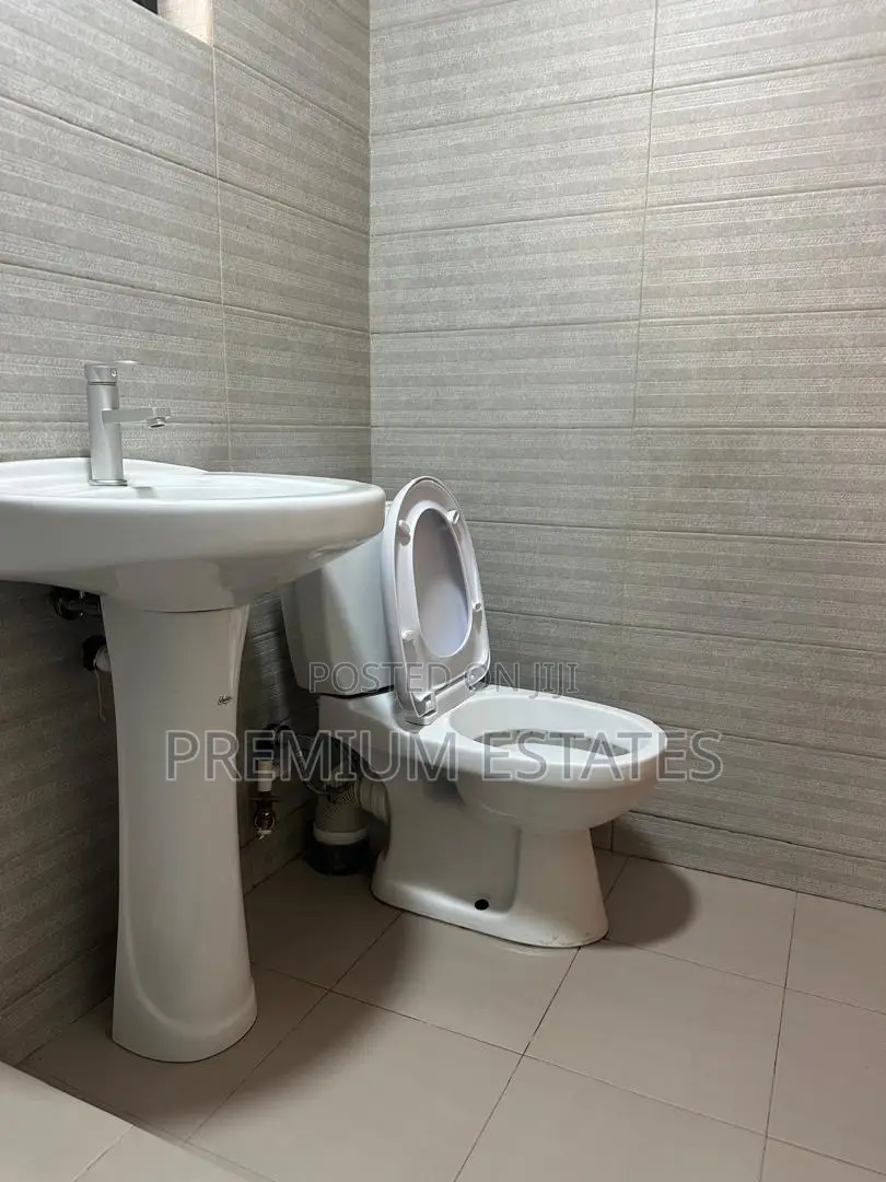 2bdrm Apartment in East Legon for rent