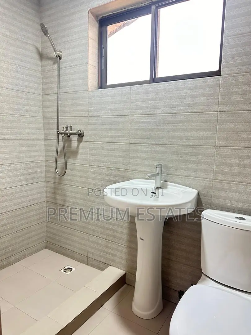 2bdrm Apartment in East Legon for rent