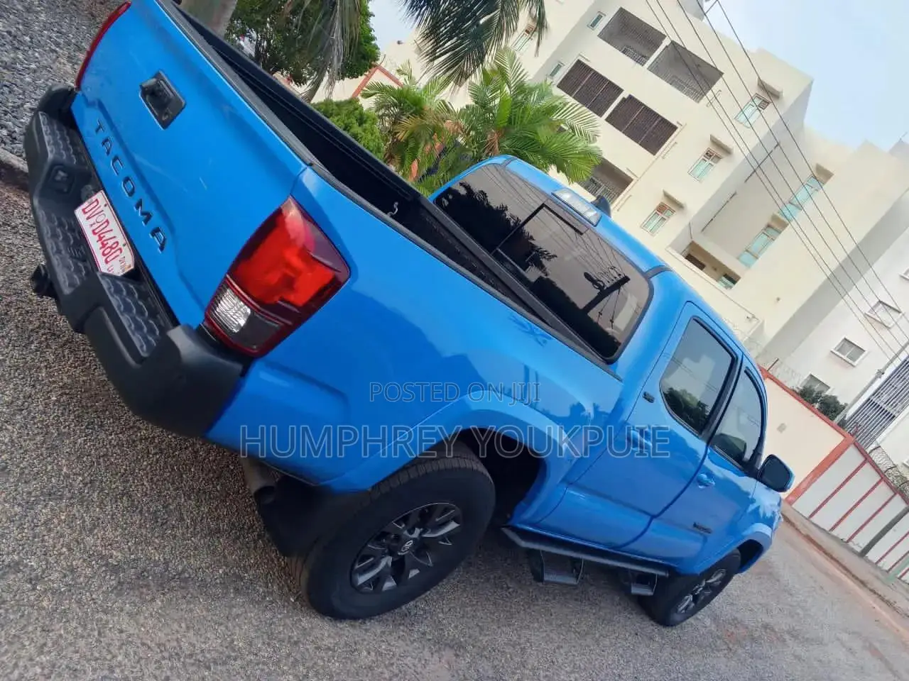 Toyota Tacoma 2020 Blue