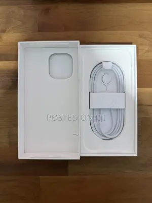 New Apple iPhone 16 Pro Max 256 GB Gold