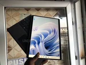 Laptop Microsoft Surface Pro 10 16GB Intel Core Ultra 7 SSD 256GB