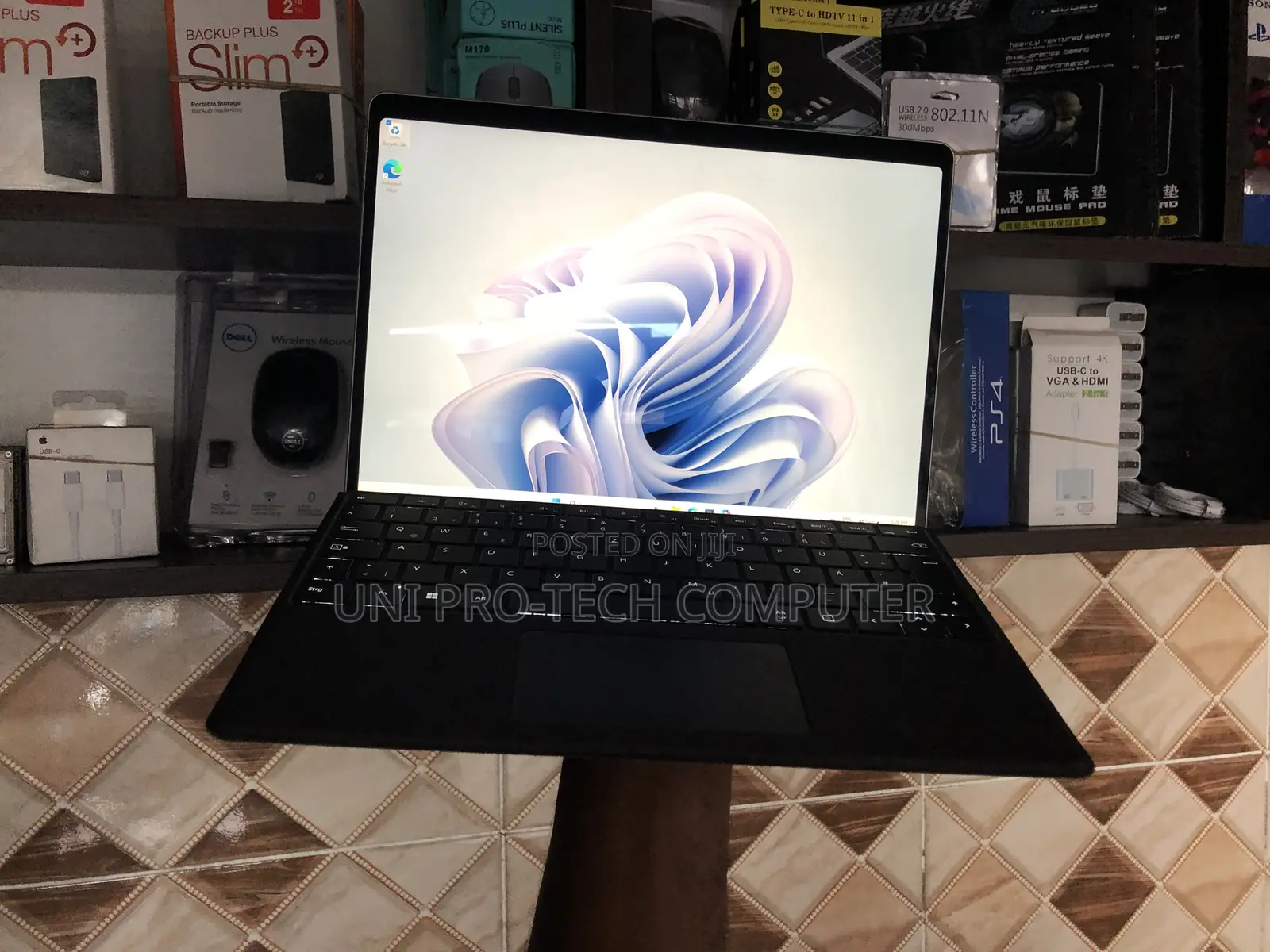 Laptop Microsoft Surface Pro 10 16GB Intel Core Ultra 7 SSD 256GB