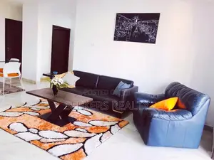 Furnished 3bdrm Apartment in Seekers Realty, Oxford Street for rent