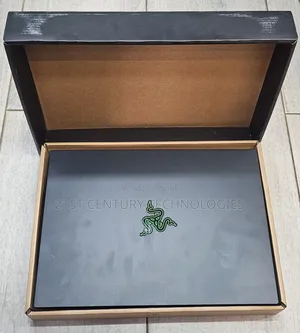 Laptop Razer Blade 16GB AMD Ryzen 9 SSD 1T