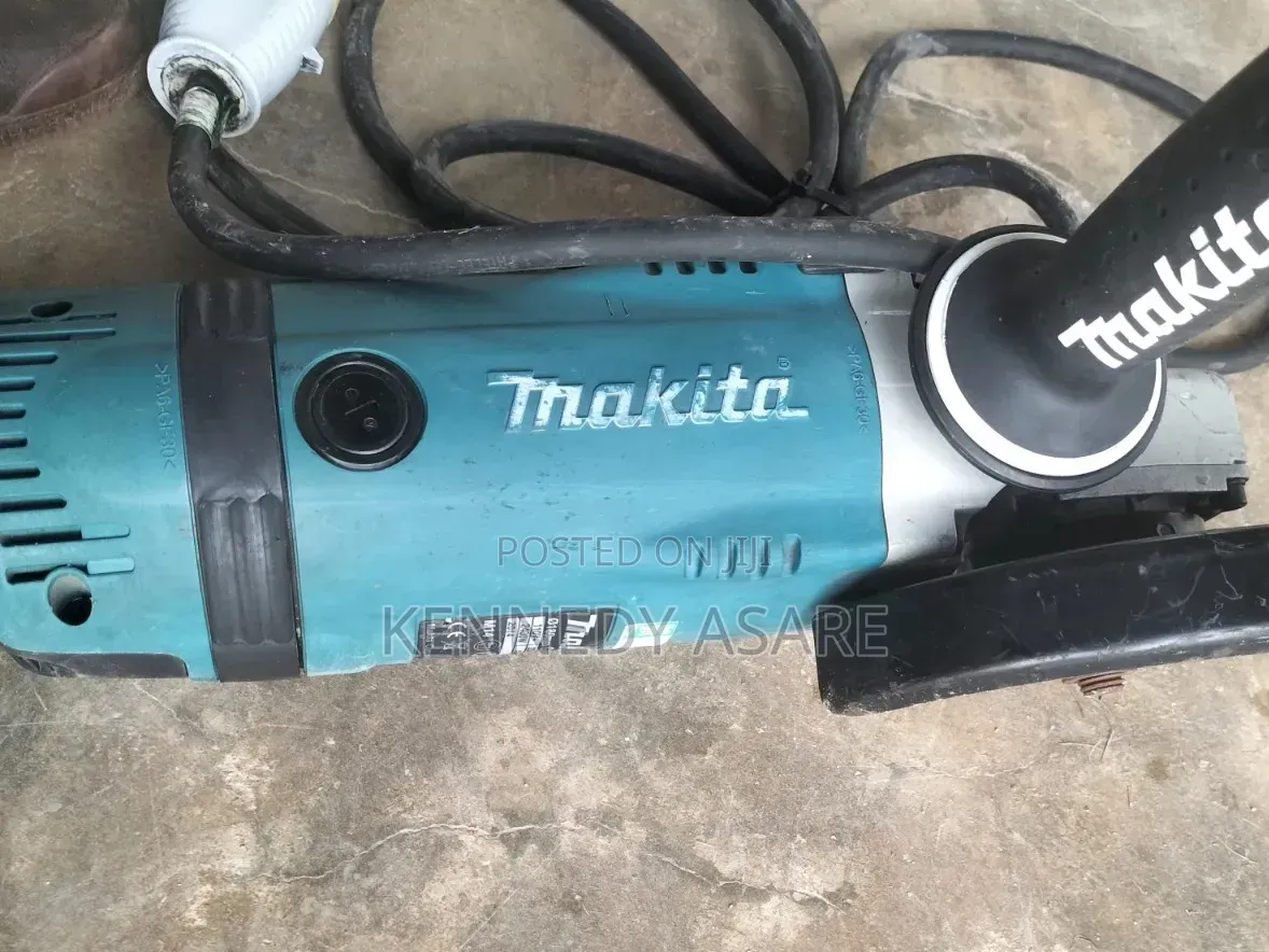 Makita Angle Grinder