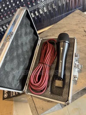 Sennheiser Cord Microphone